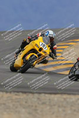 media/Jan-14-2023-SoCal Trackdays (Sat) [[497694156f]]/Turn 12 (120pm)/